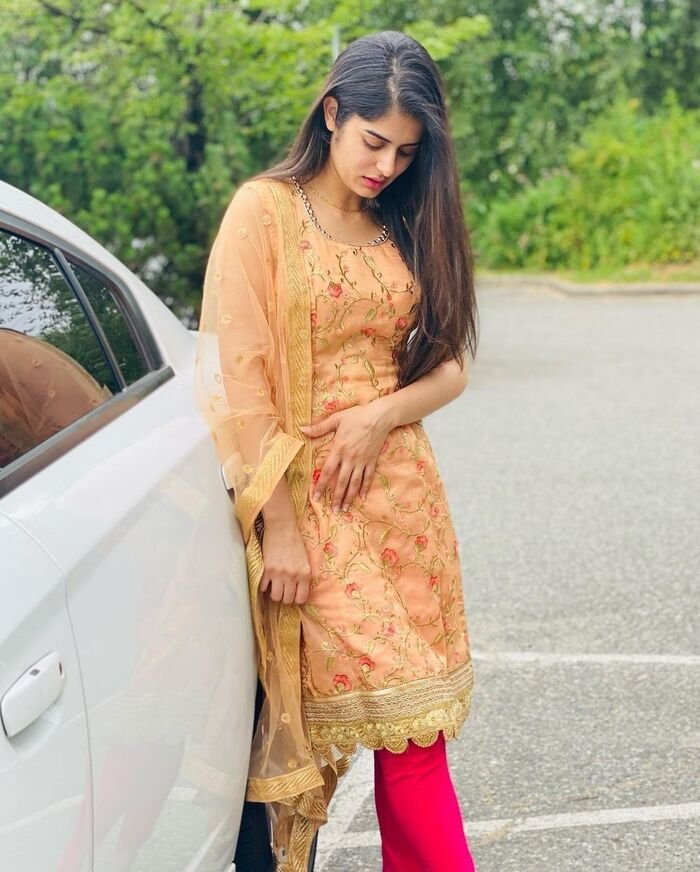 cute punjabi couple dp image