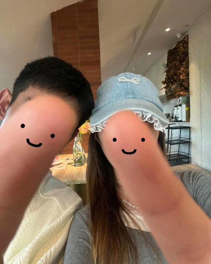 funny couple dp for friends and lovers