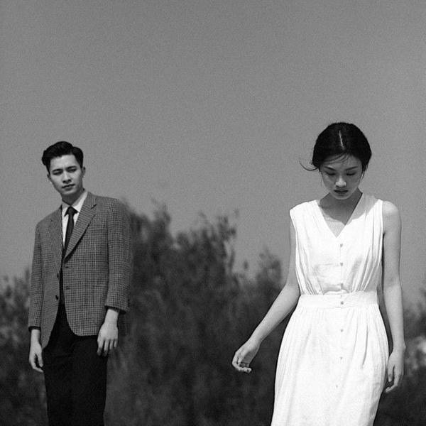 melancholic couple dp