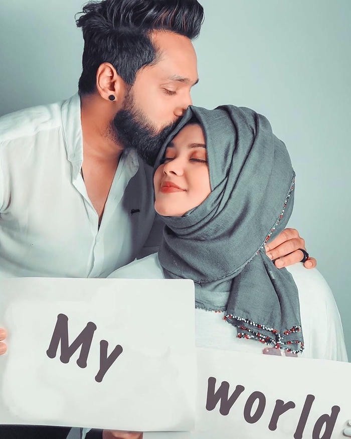 modern muslim couple dp