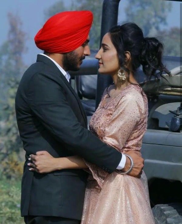 modern punjabi couple dp
