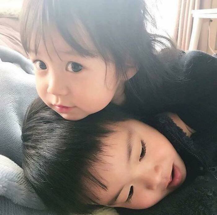 photo cute baby couple dp beautiful
