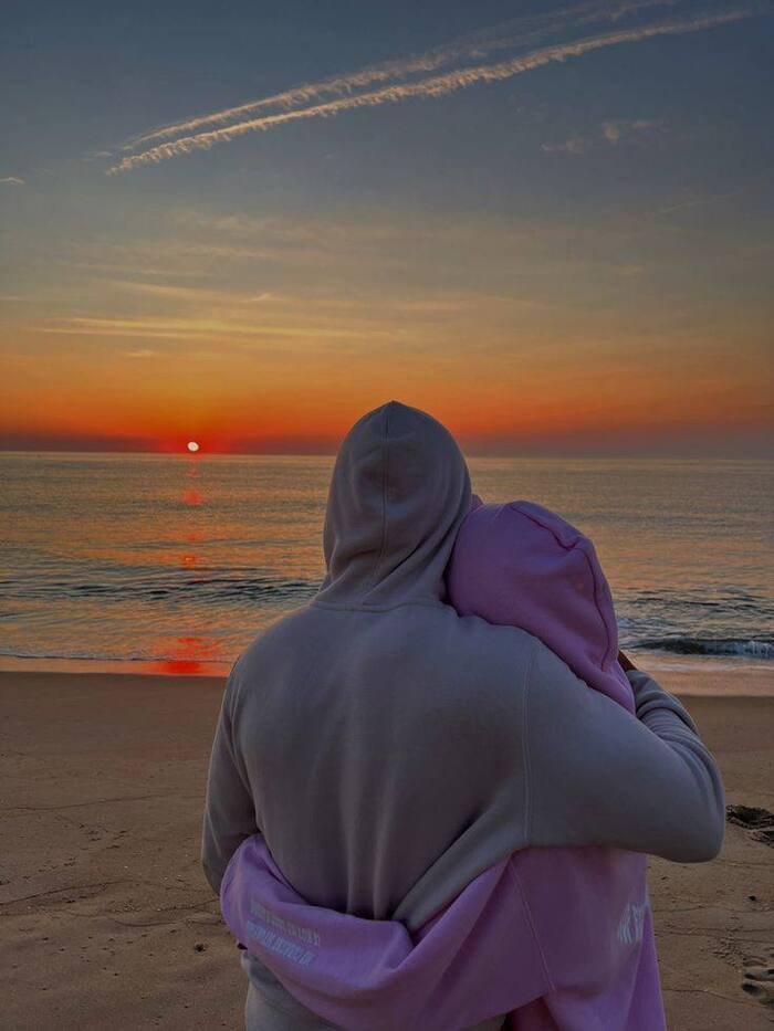 romantic couple hug dp hd