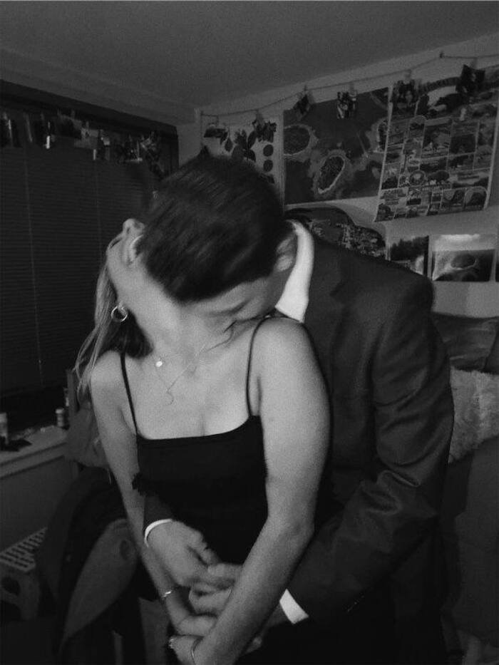 romantic couple hug dp