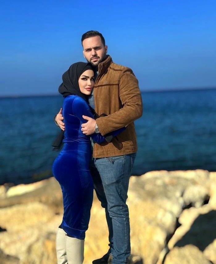 simple hijab couple dp