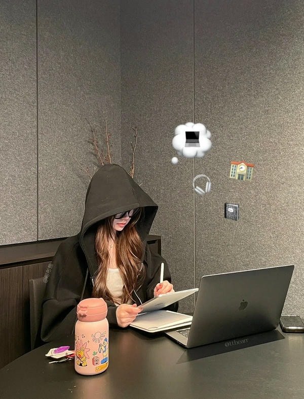 smart study girl dp for aesthetic student account.