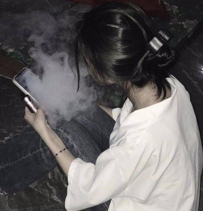 smoking girl dp aethetics image photo