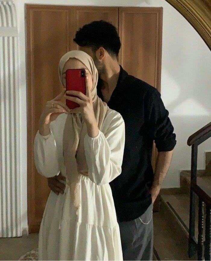 sweet muslim couple dp