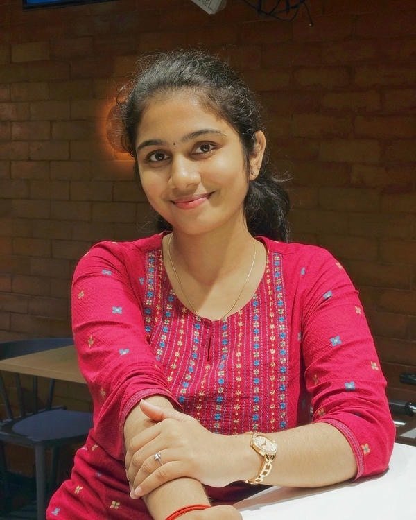 aesthetic village girls dp showing rural lifestyle.