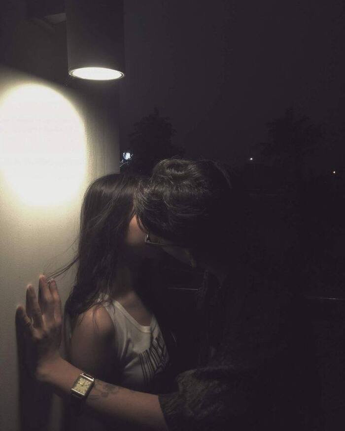 aethetic deep kiss image hot