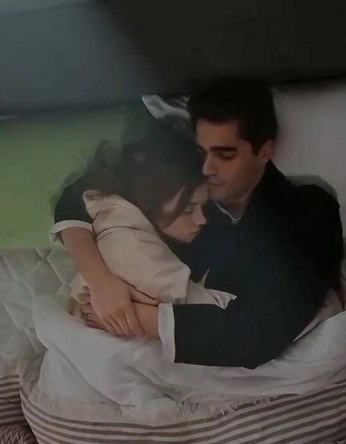 aethetic forehead kiss images full hd