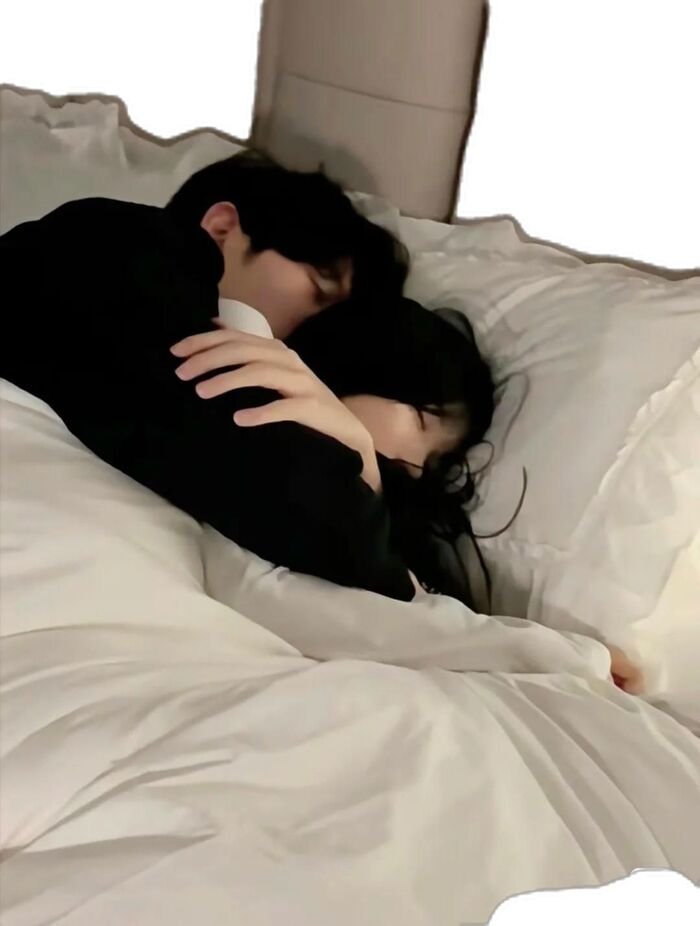 aethetic forehead kiss images romantic