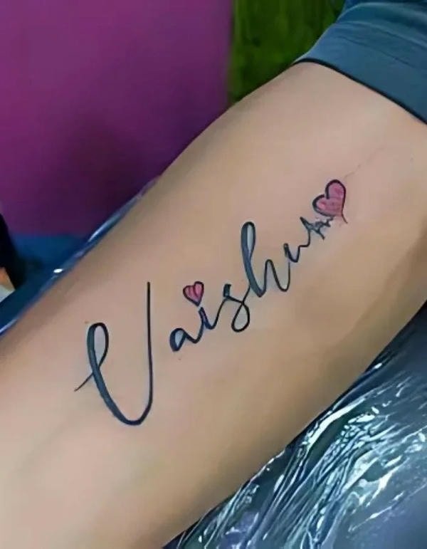 amazing vaishu name dp