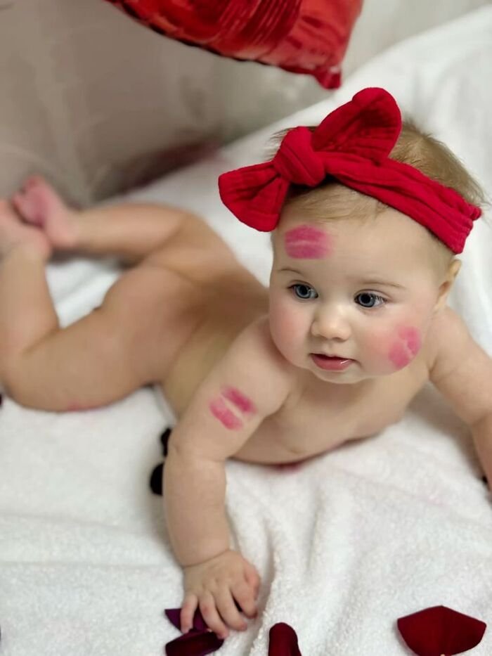 cute baby kiss image fullsize