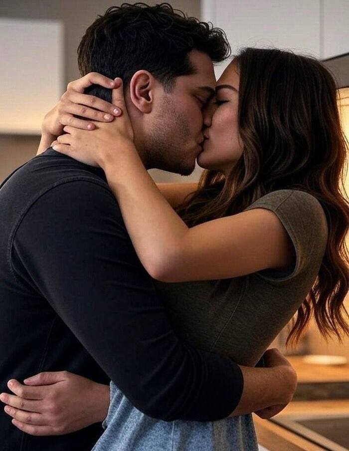 deep kiss image aethetic full hd