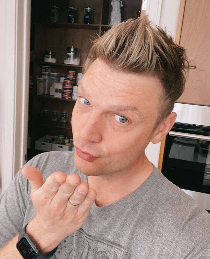 funny flying kiss image boy