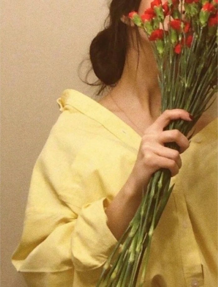 girls whatsapp dp profile pic