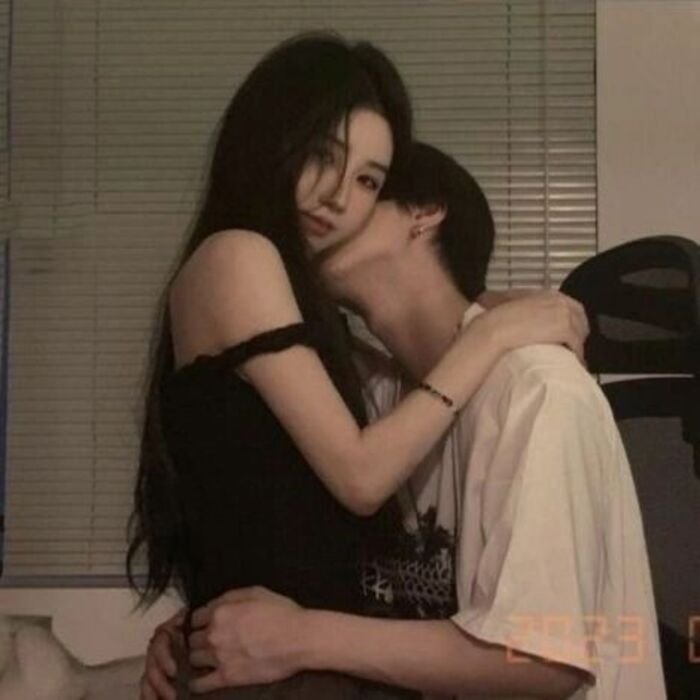 hd pintetest couple kiss images