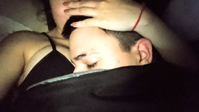 hot boobs kiss image pinterest ins