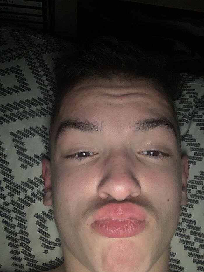 pinterest flying kiss image funny