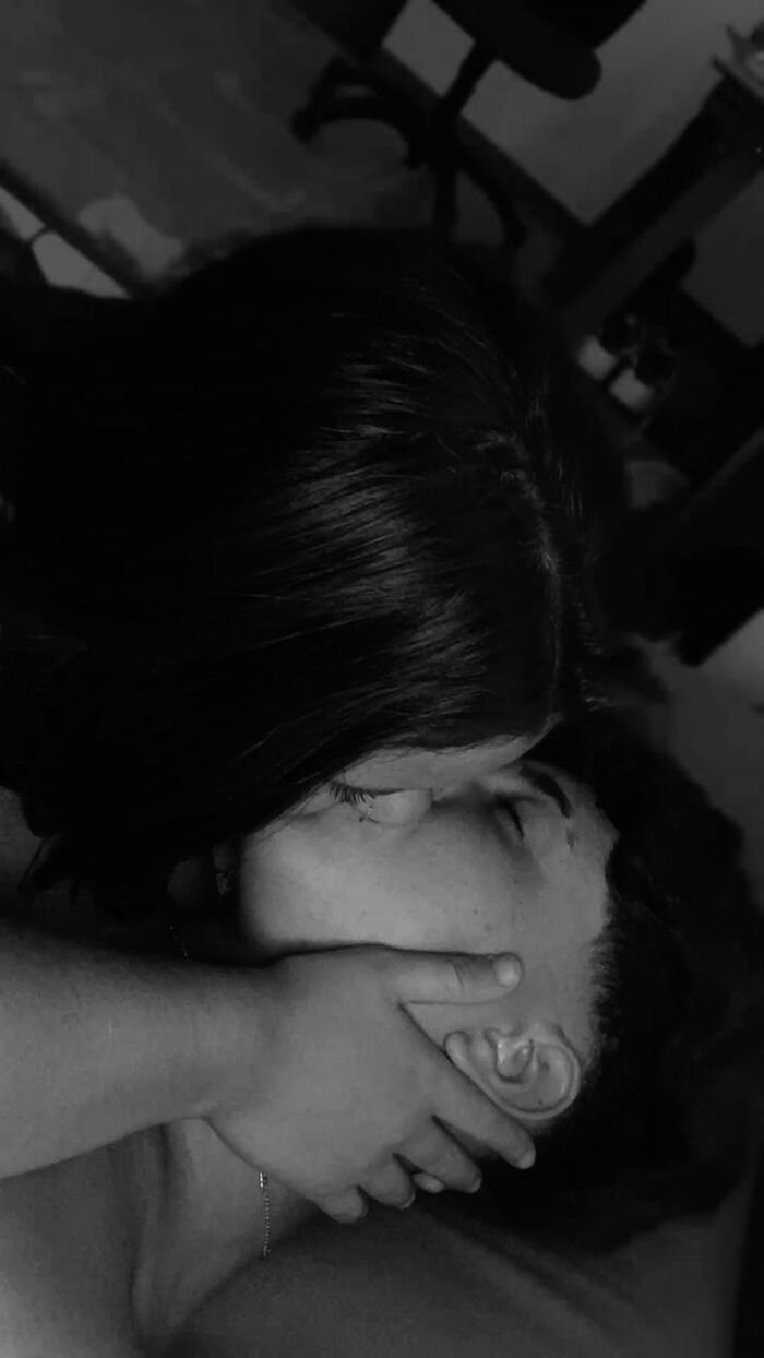 pintetest couple kiss images